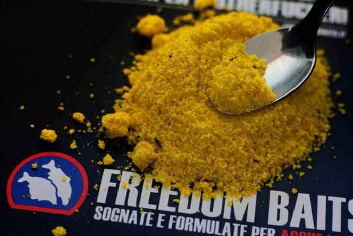 yellow-egg Yellow Egg Birdfood (1 Kg) - immagine 1